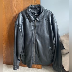 Danier mens XL leather jacket